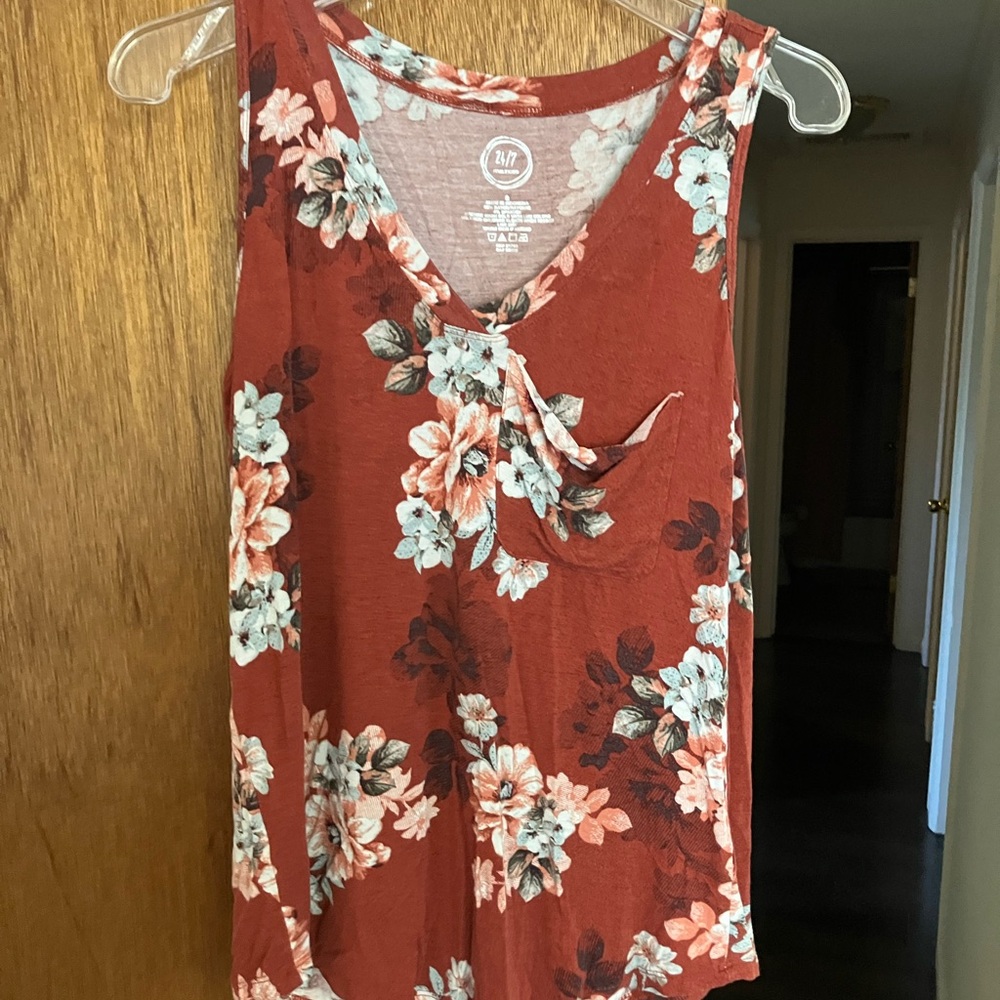 Maurices Rust and Cream Floral Tank Top